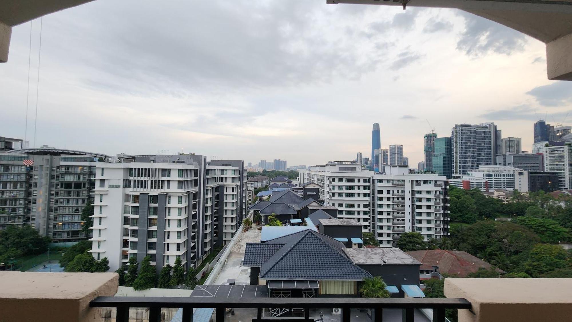 Holiday Place Kuala Lumpur Exterior photo