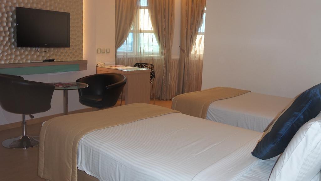 Holiday Place Kuala Lumpur Exterior photo